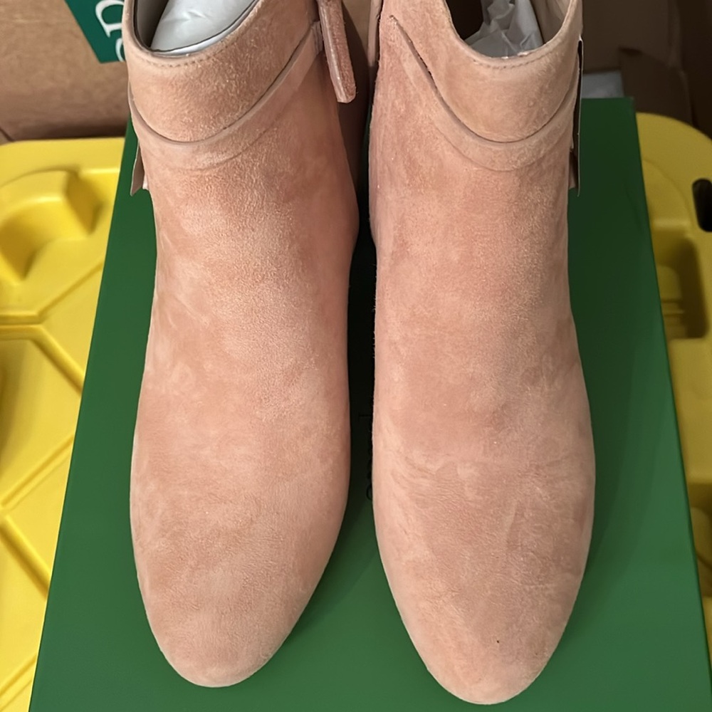 kate spade Light Fawn Knott Suede Side Bow Booties/NIB/9.5M - Picture 14 of 14
